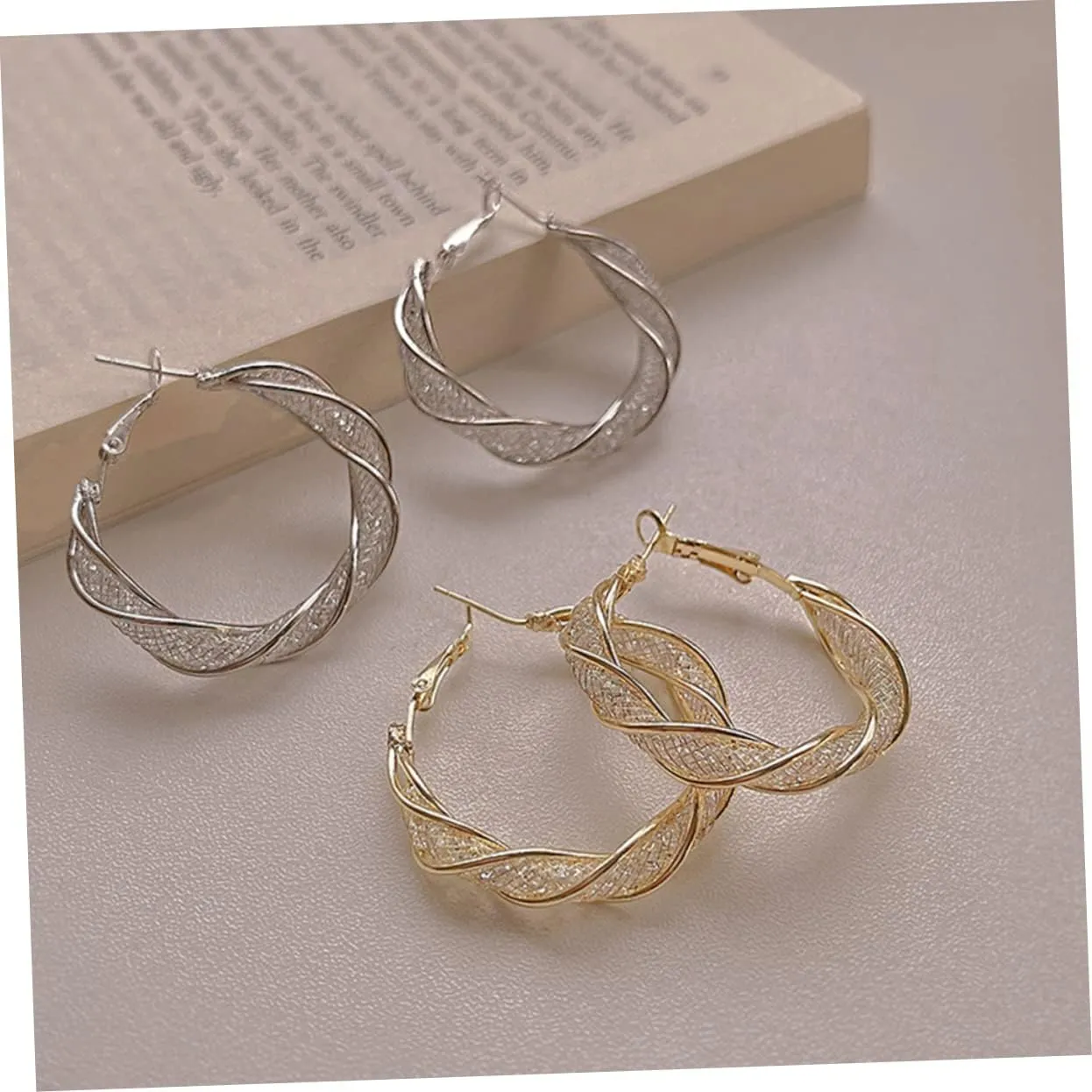 1 Pair Circle Hollow Earrings Women Earrings Tiny Hoops Earrings for Women Fashion Earrings Hoops for