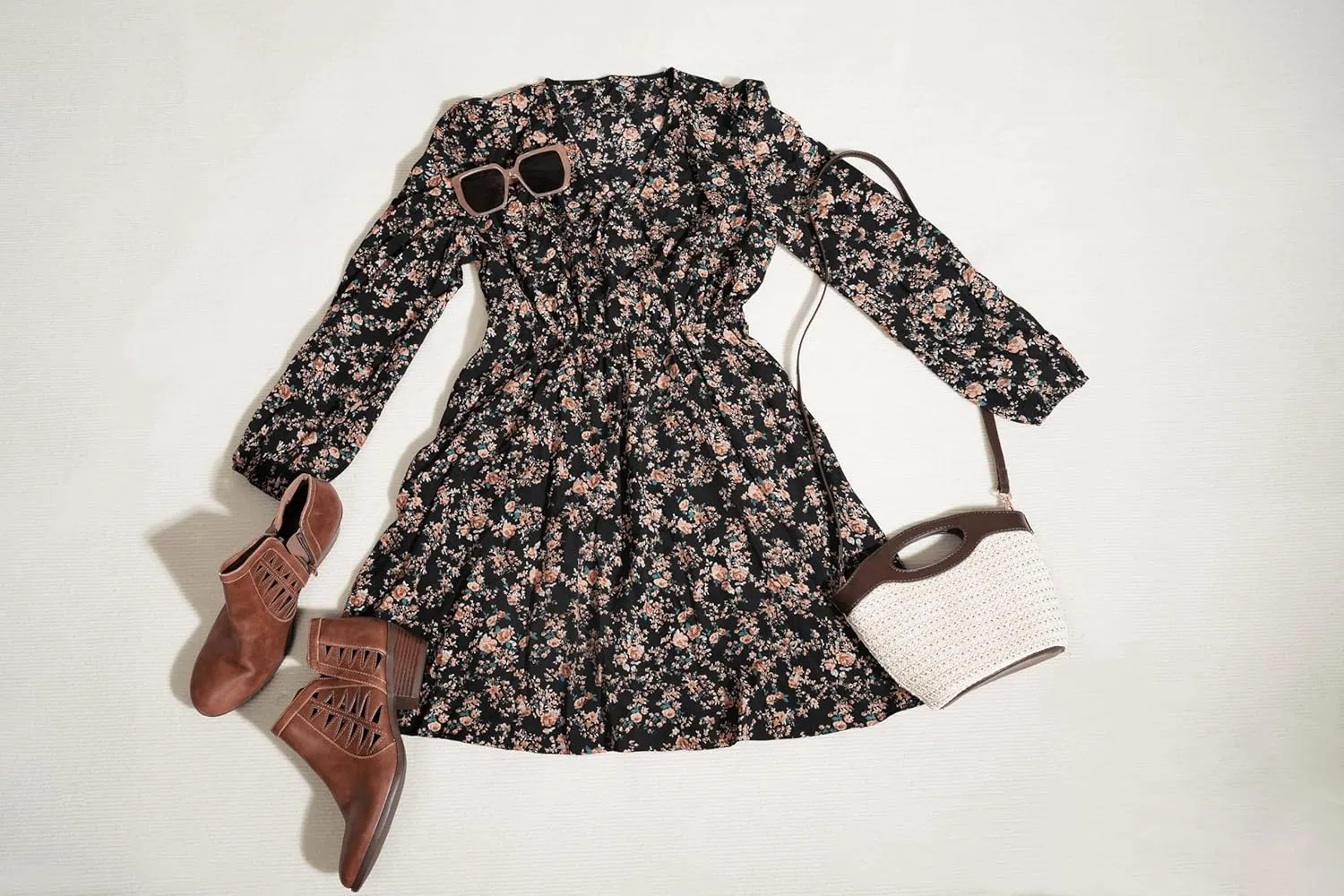 CUPSHE Women Floral Ruffle Summer Dress Surplice V Neck Long Peasant Sleeve Elastic Waist Flowy Casual Holiday Mini Dress