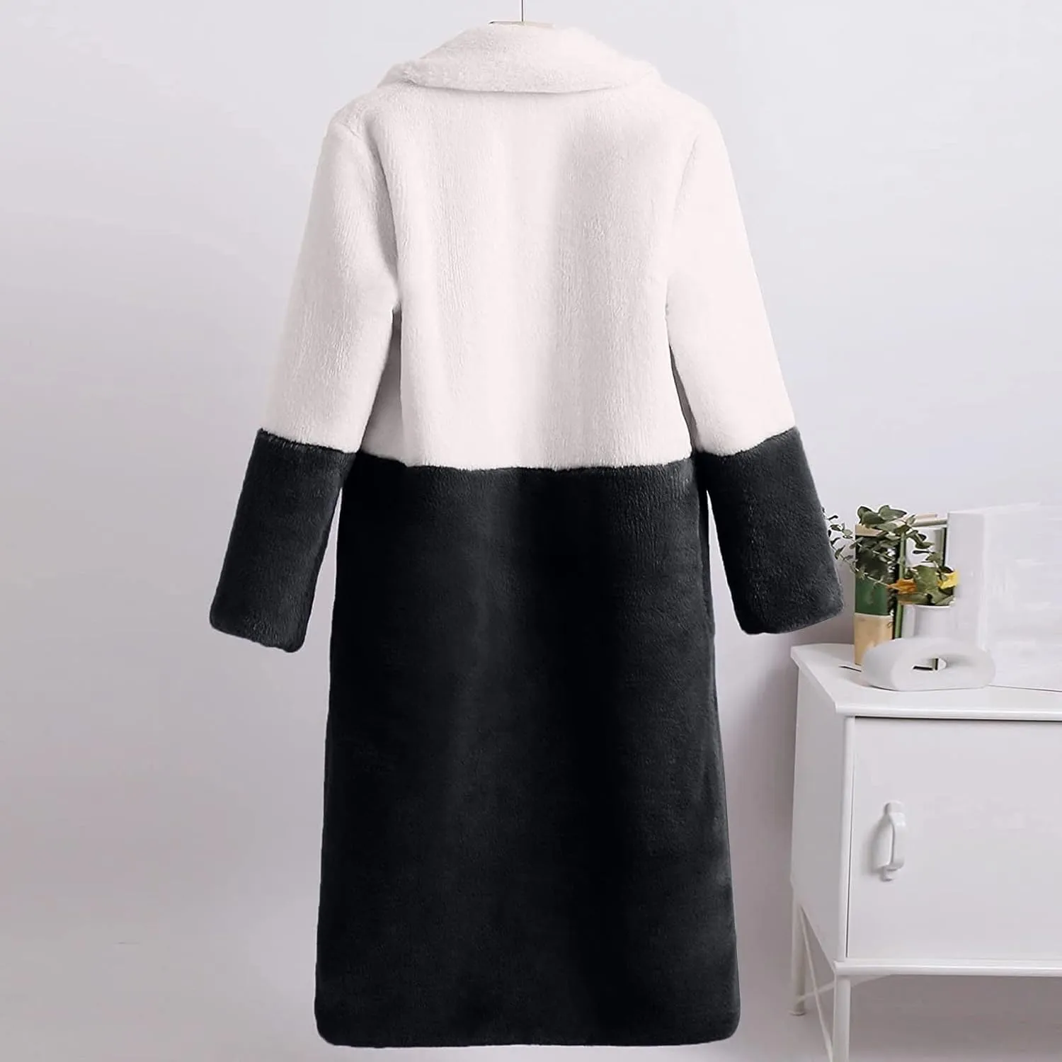 Plus Size Faux Fur Jackets for Women Winter Warm Thermal Shaggy Coats Long Sleeve Notched Lapel Collar Cozy Outwear