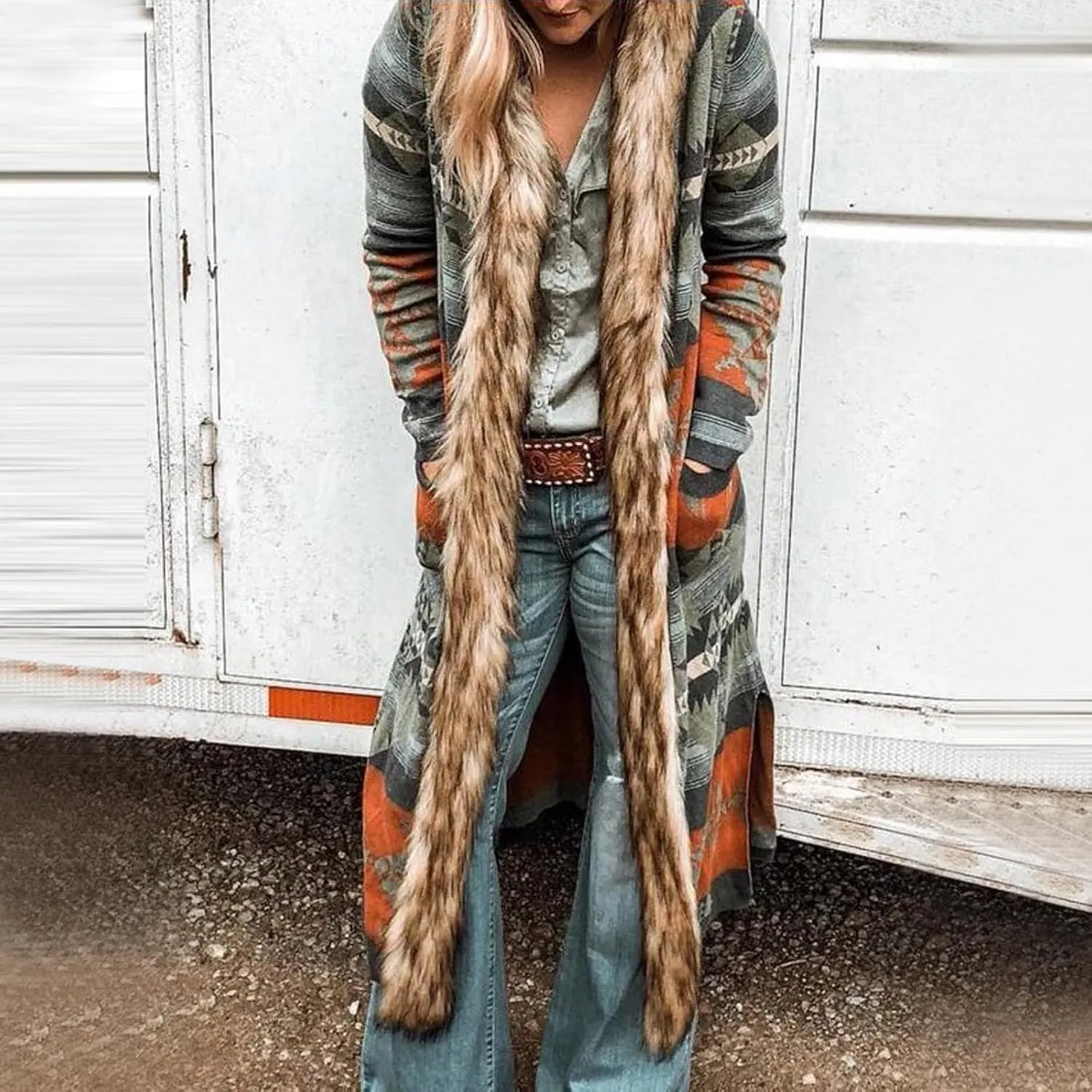 Plus Size Overcoat with Fur Hood Winter Coats for Women Windproof Outerwear Furry Jackets Ethnic Style Trench Coat