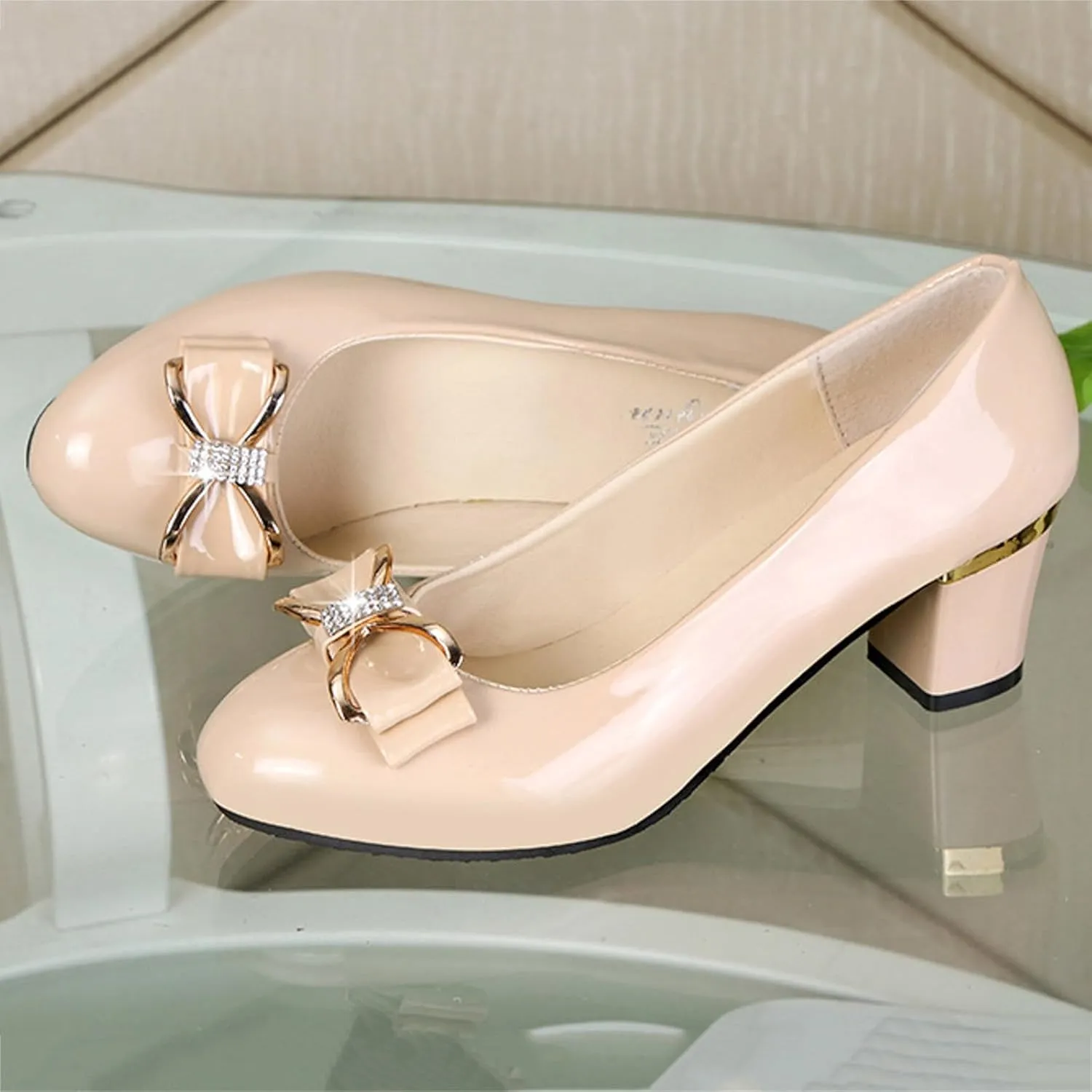 Pumps Shoes Women's Thick Heel Pointed Toe Shoes Fashionable Shiny Large Size Four Seasons Leisure High Heels