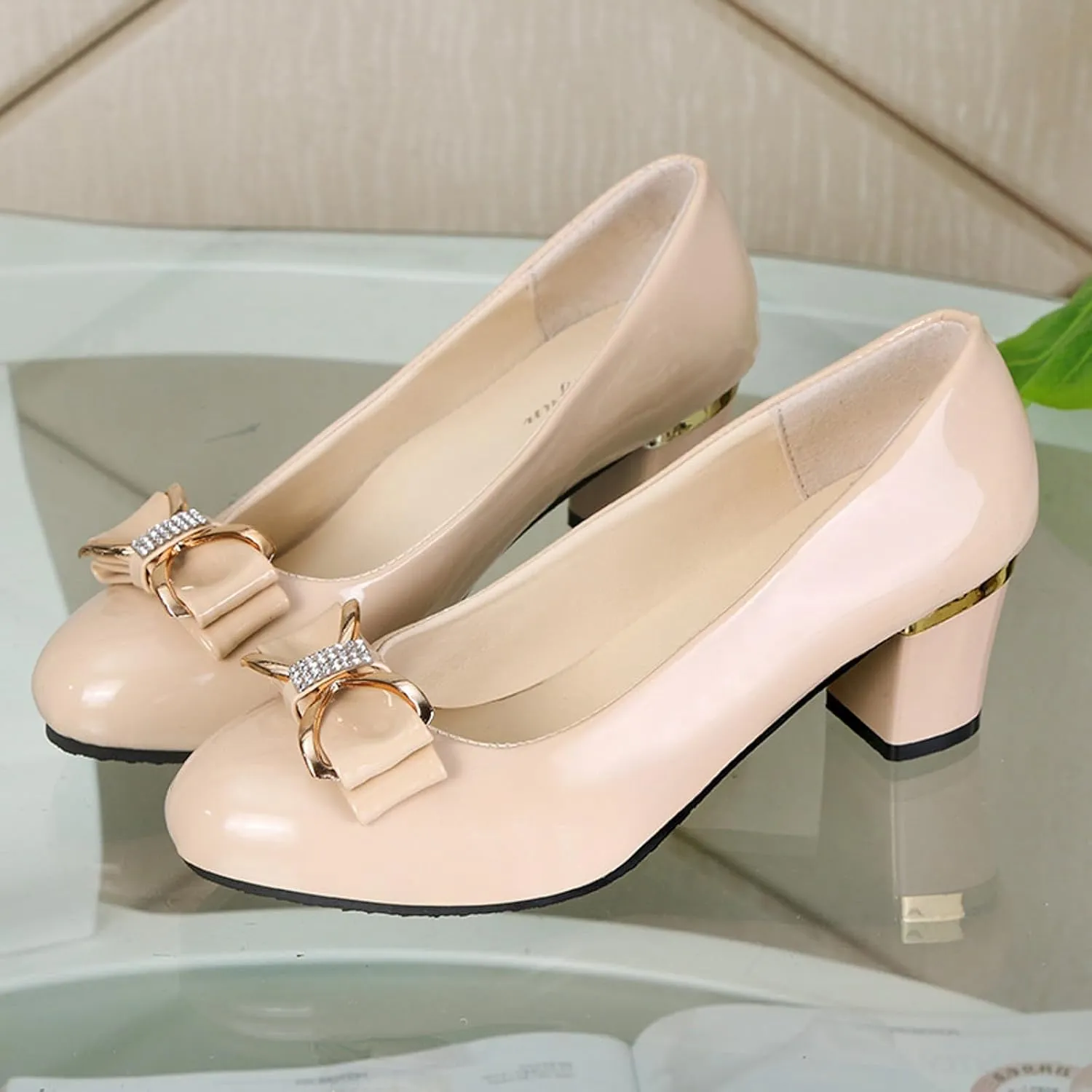 Pumps Shoes Women's Thick Heel Pointed Toe Shoes Fashionable Shiny Large Size Four Seasons Leisure High Heels