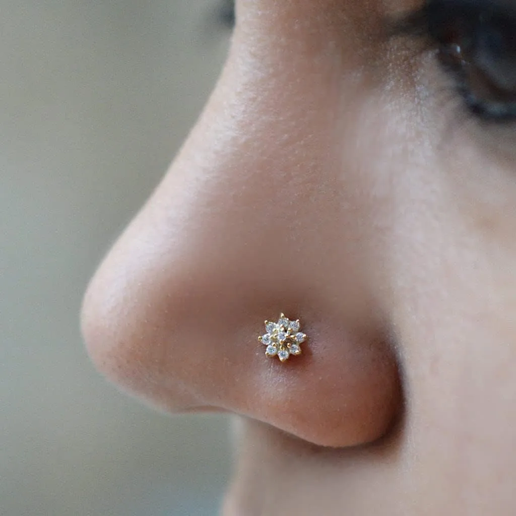 QWALIT Nose Studs & Rings - 18g & 20g Surgical Steel Nose Piercing Studs - Small, Threadless, L-Shaped - 18 & 20 Gauge - Silver, Gold, Black