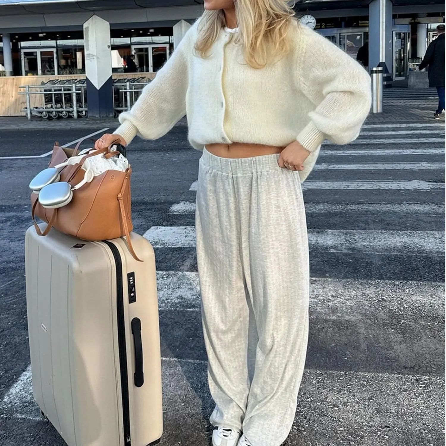 Women Long Sleeve Button Down Cardigan Y2k Knitted Lightweight Sweaters Casual Fall Cute Solid Knitwear Top